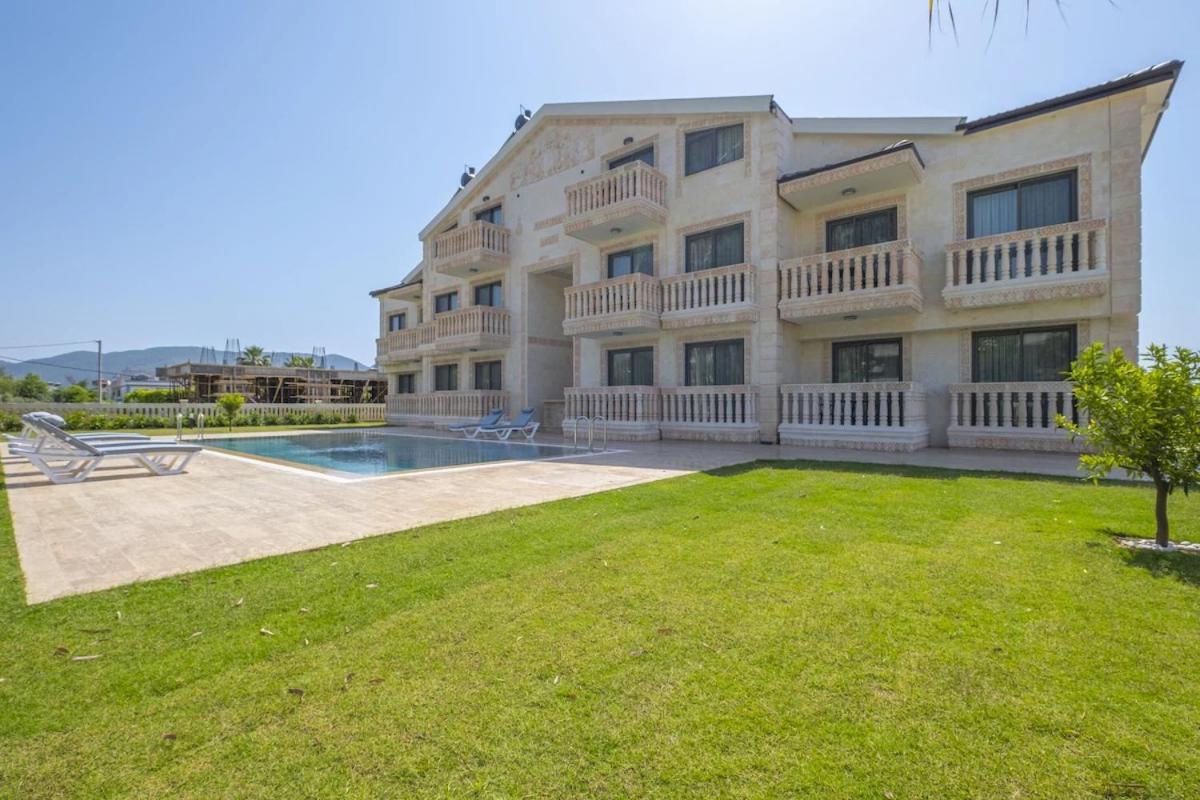 Aparthotel Kalender Pansion Fethiye Esterno foto
