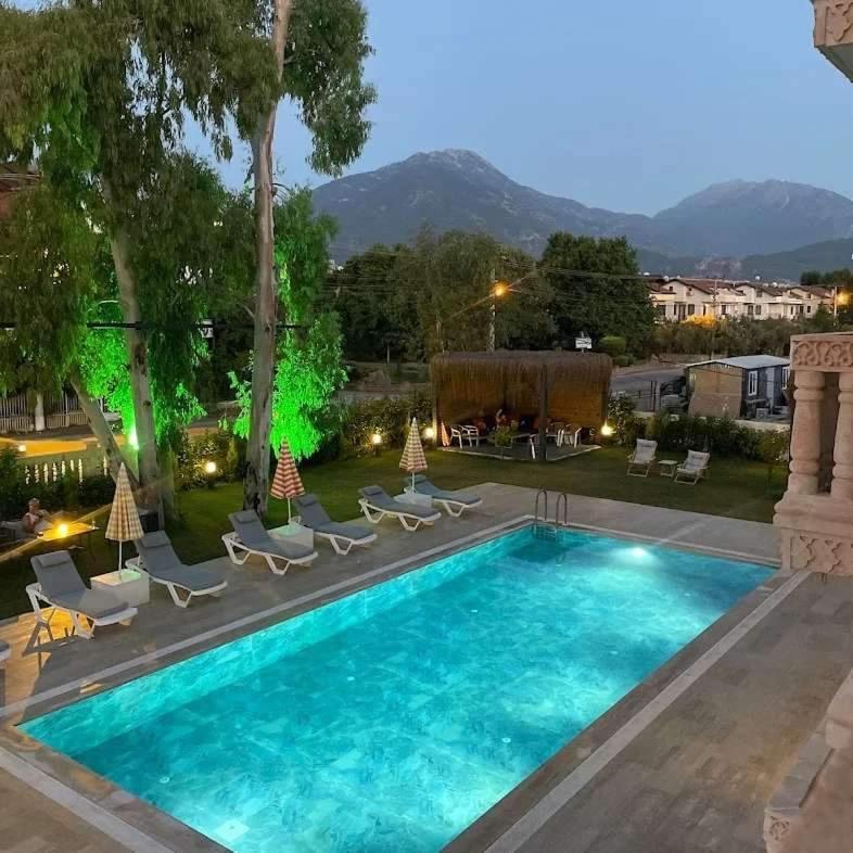 Aparthotel Kalender Pansion Fethiye Esterno foto