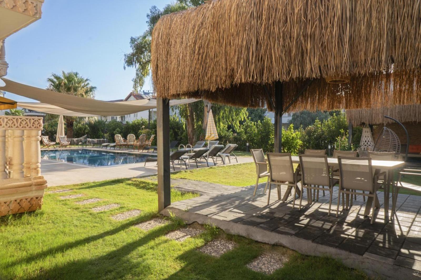 Aparthotel Kalender Pansion Fethiye Esterno foto